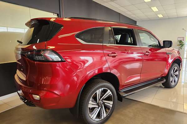 2025 Isuzu MU-X LS-T