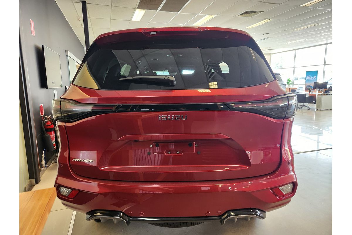 2025 Isuzu MU-X LS-T