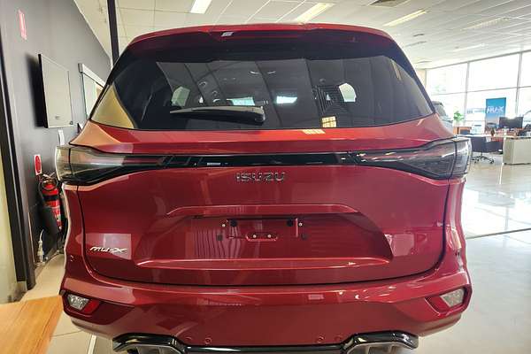 2025 Isuzu MU-X LS-T