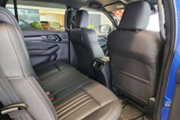 2025 Isuzu MU-X LS-T