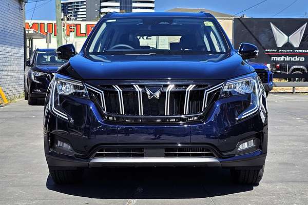 2025 Mahindra XUV700 AX7L