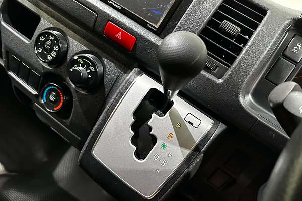 2019 Toyota Hiace TRH200V