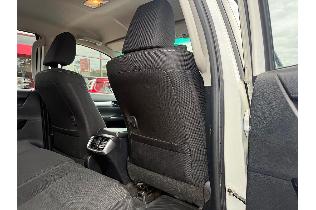 2020 Toyota Hilux SR5 GUN126R 4X4