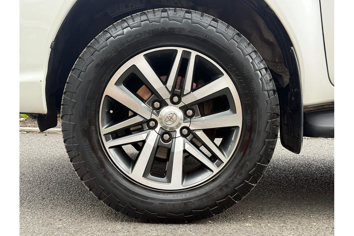 2020 Toyota Hilux SR5 GUN126R 4X4