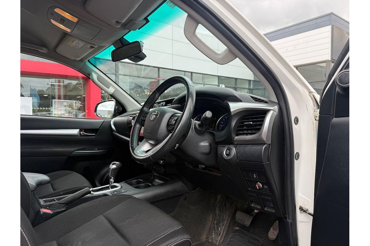 2020 Toyota Hilux SR5 GUN126R 4X4