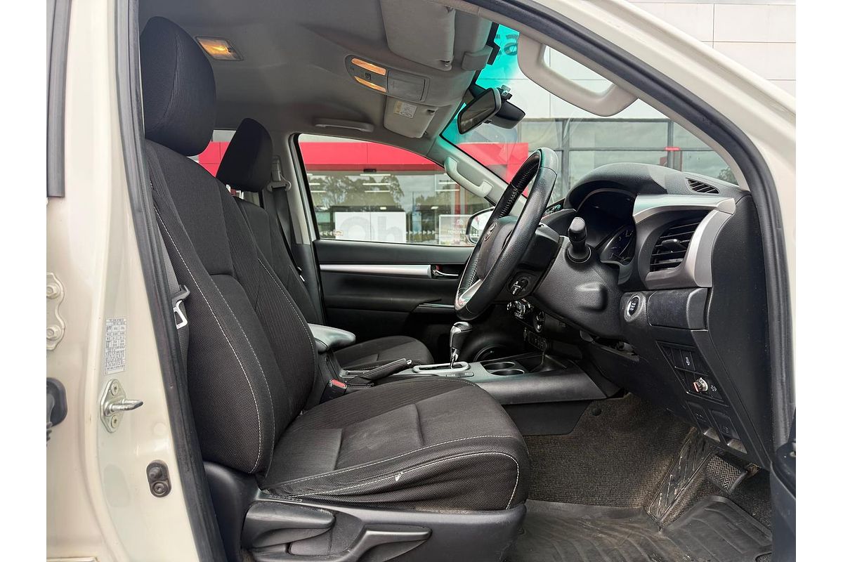 2020 Toyota Hilux SR5 GUN126R 4X4