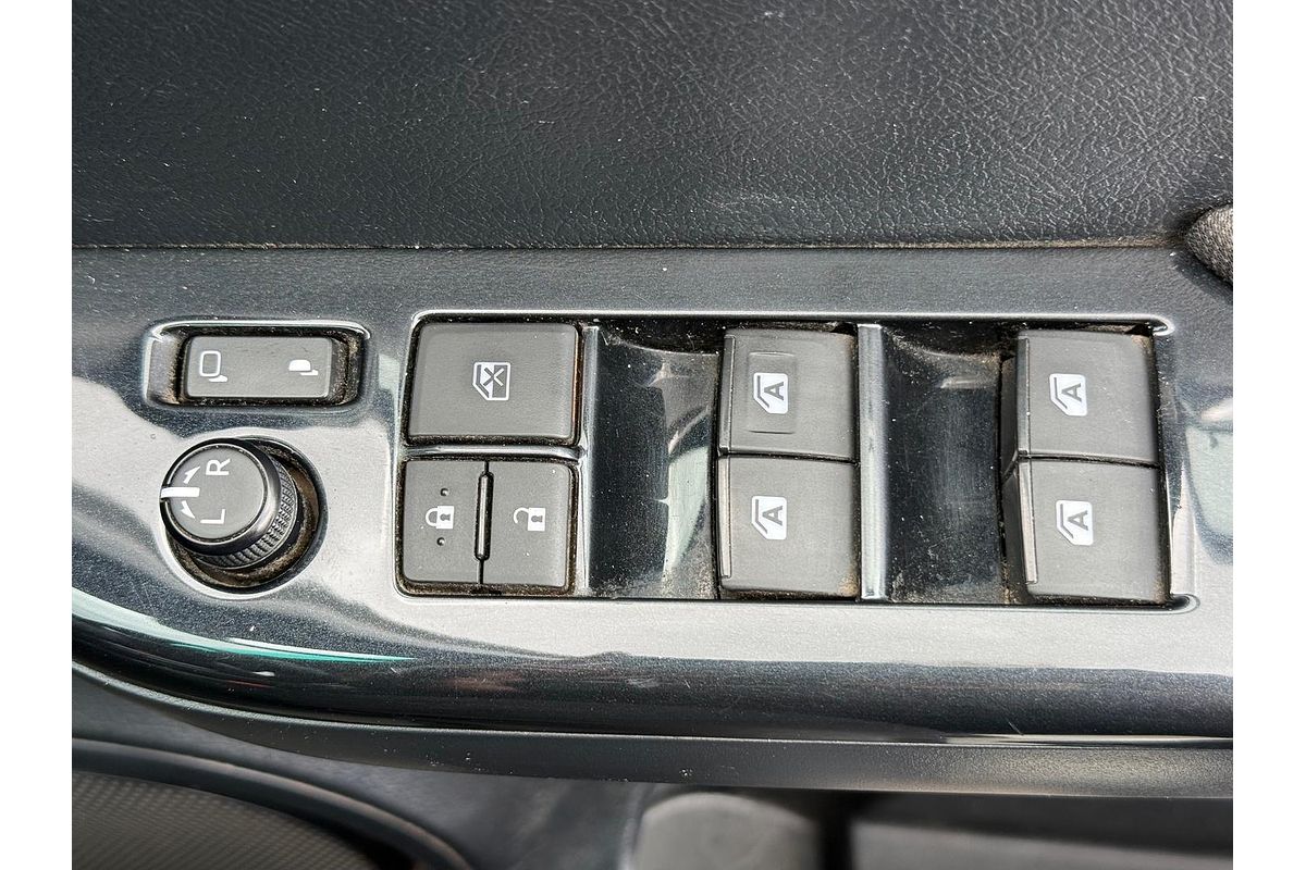 2020 Toyota Hilux SR5 GUN126R 4X4