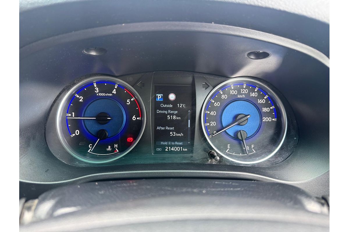 2020 Toyota Hilux SR5 GUN126R 4X4