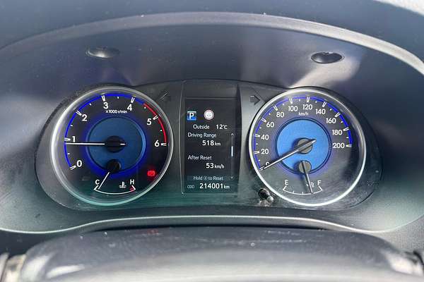 2020 Toyota Hilux SR5 GUN126R 4X4