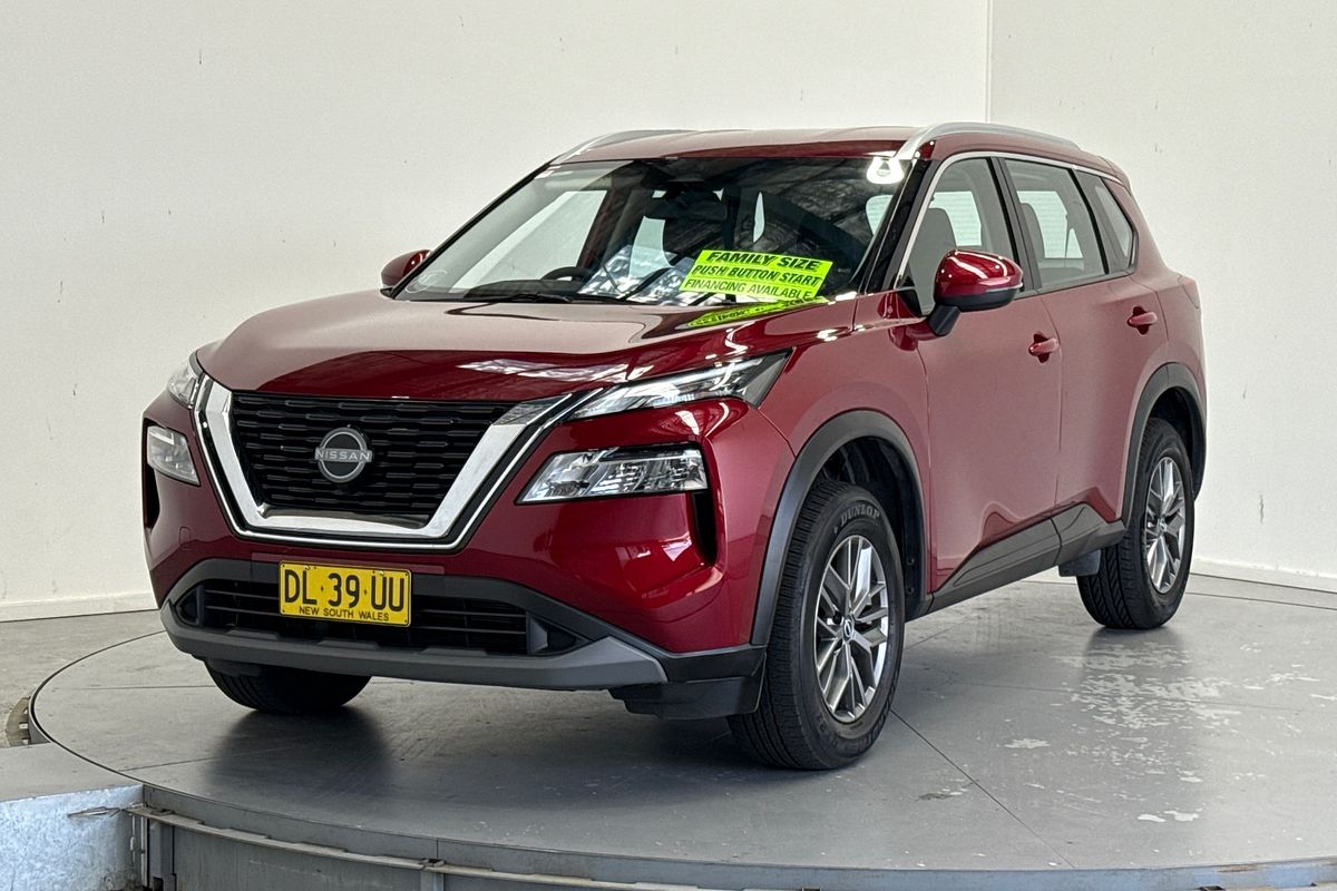 2024 Nissan X-TRAIL ST T33