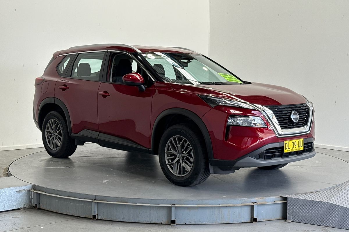 2024 Nissan X-TRAIL ST T33