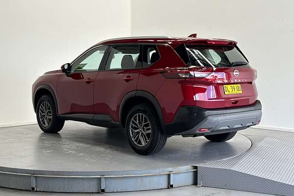 2024 Nissan X-TRAIL ST T33