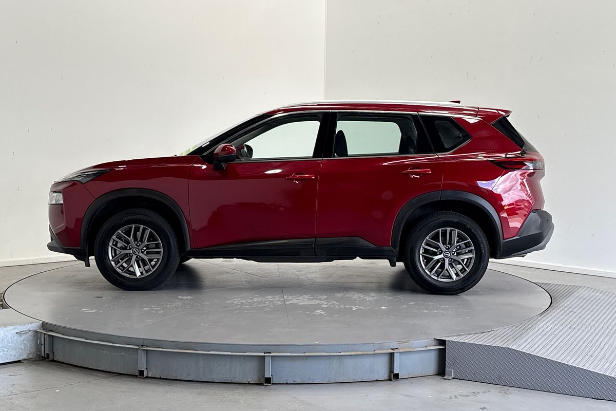 2024 Nissan X-TRAIL ST T33