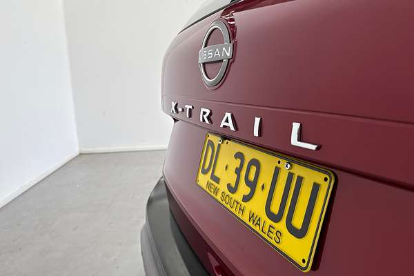 2024 Nissan X-TRAIL ST T33