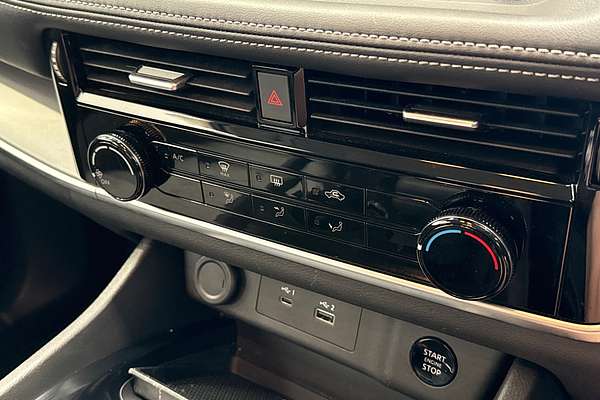 2024 Nissan X-TRAIL ST T33