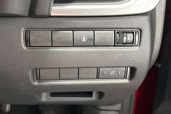 2024 Nissan X-TRAIL ST T33