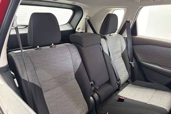 2024 Nissan X-TRAIL ST T33