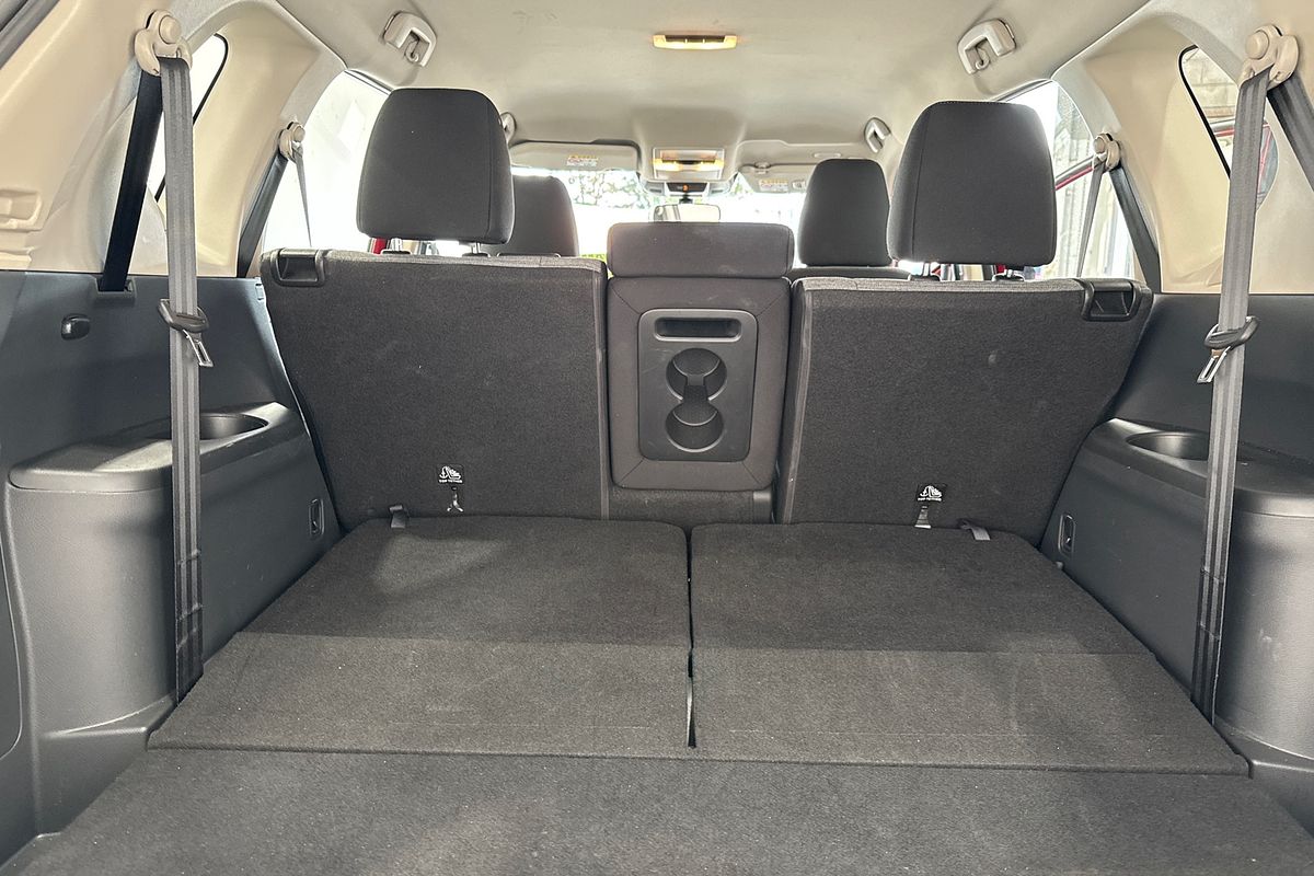 2024 Nissan X-TRAIL ST T33