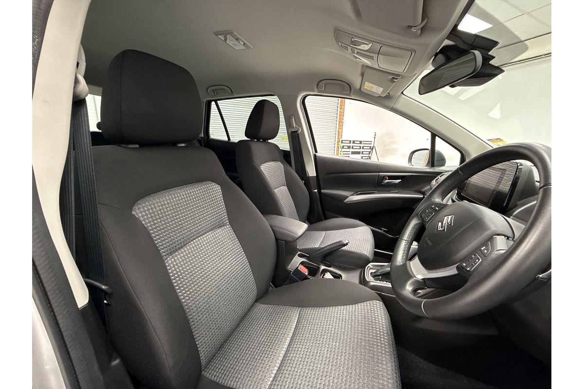 2023 Suzuki S-Cross Plus JYB