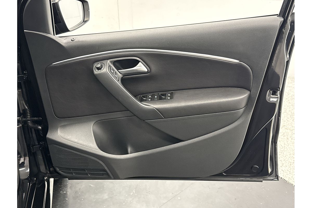 2017 Volkswagen Polo 81TSI Urban+ 6R