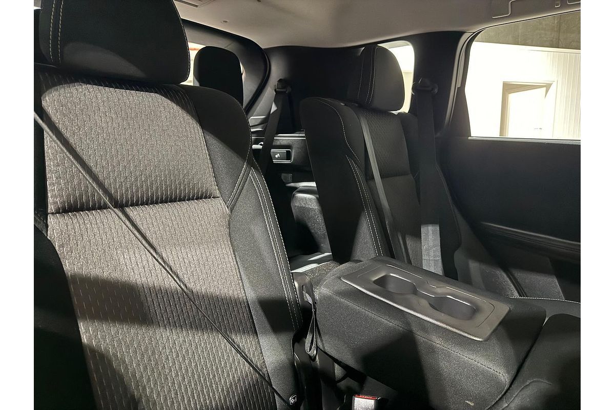 2023 Mitsubishi Outlander ES ZM