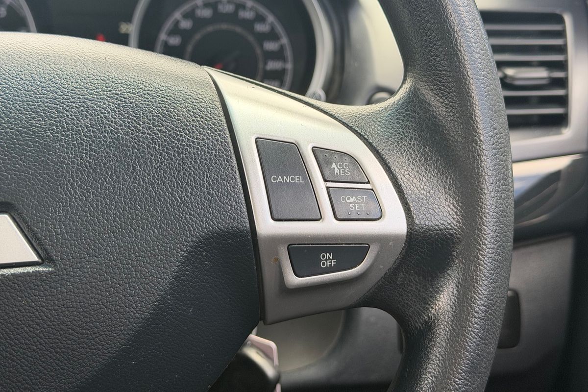 2017 Mitsubishi Lancer ES Sport CF