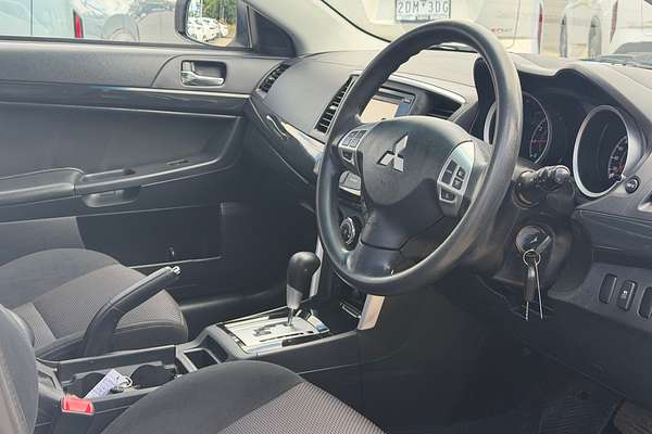 2017 Mitsubishi Lancer ES Sport CF