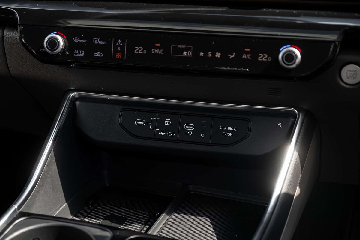 2025 Kia Carnival GT-Line KA4 PE