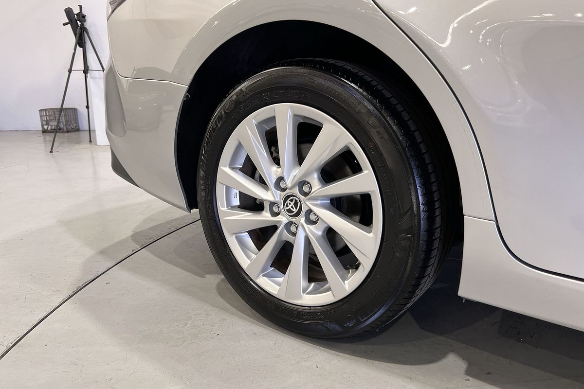 2024 Toyota Camry Ascent AXVH70R