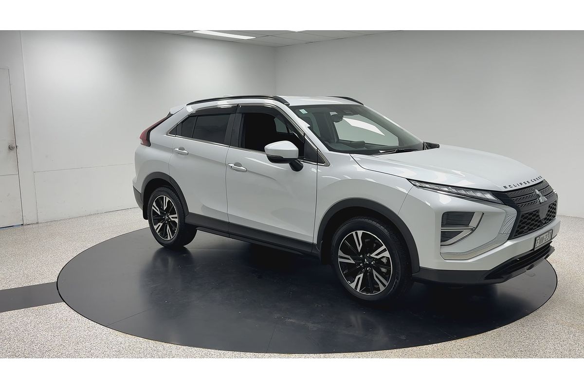 2024 Mitsubishi Eclipse Cross LS YB