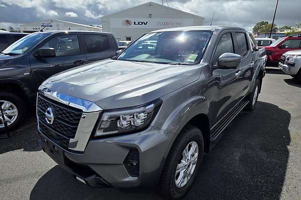 2025 Nissan Navara ST D23 4X4