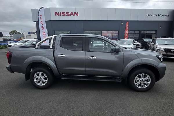 2025 Nissan Navara ST D23 4X4