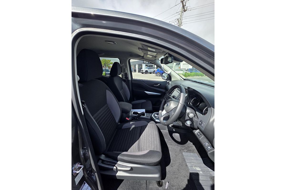 2025 Nissan Navara ST D23 4X4