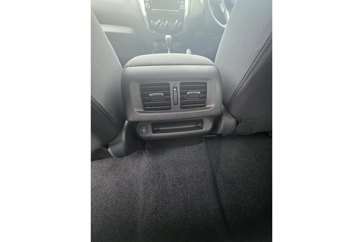 2025 Nissan Navara ST D23 4X4