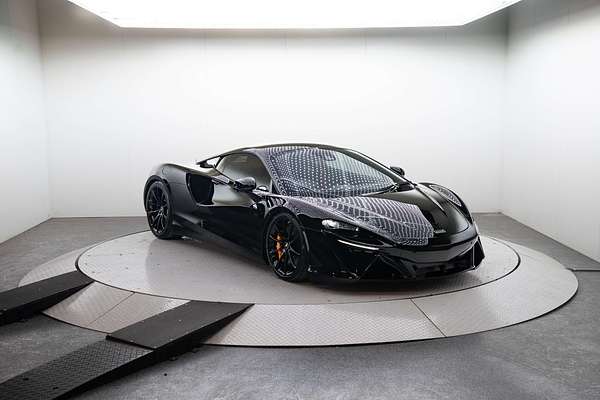 2024 McLaren Artura P16