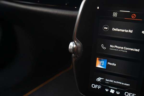 2024 McLaren Artura P16