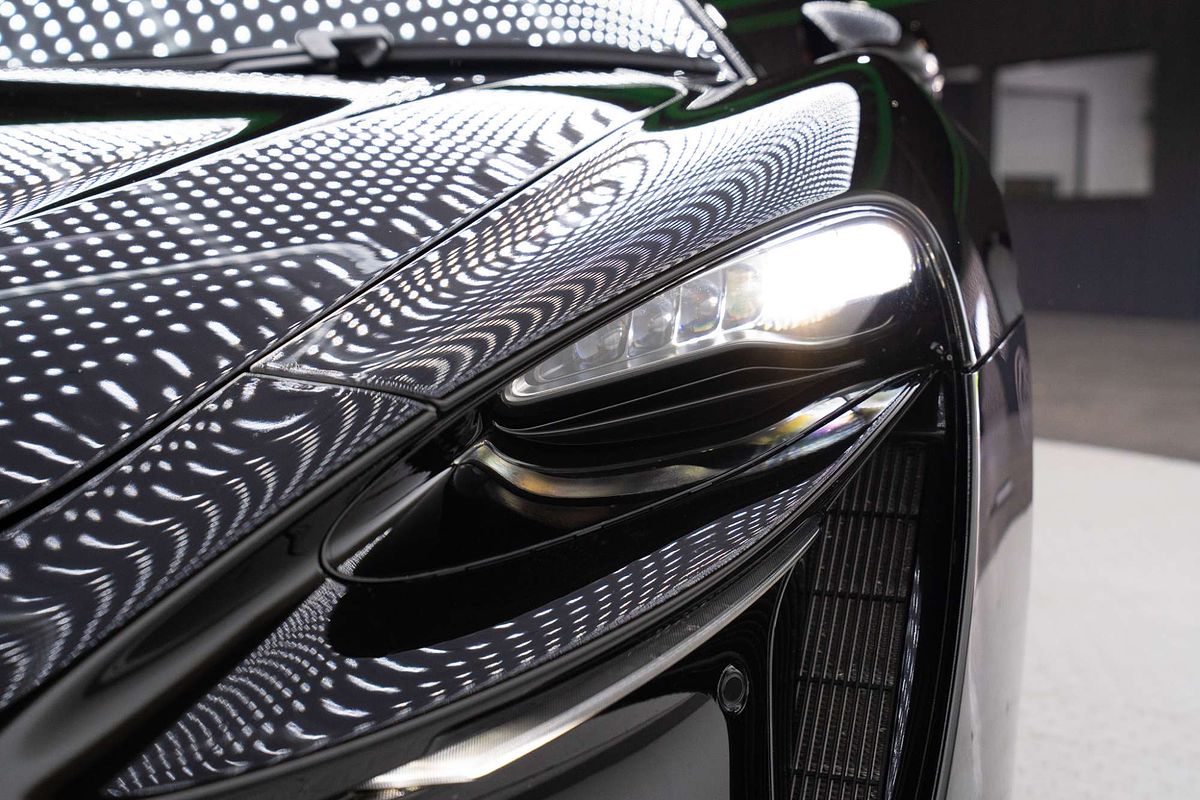 2024 McLaren Artura P16