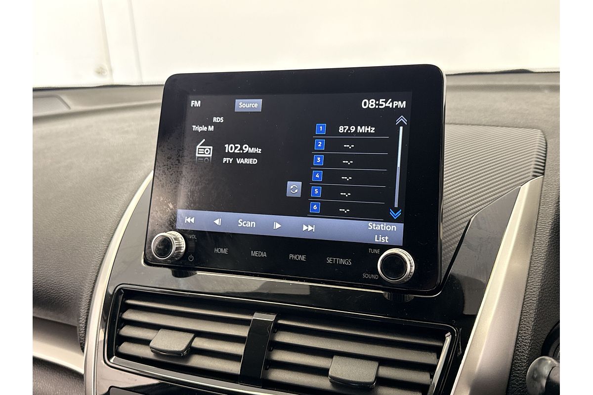 2024 Mitsubishi Eclipse Cross LS YB