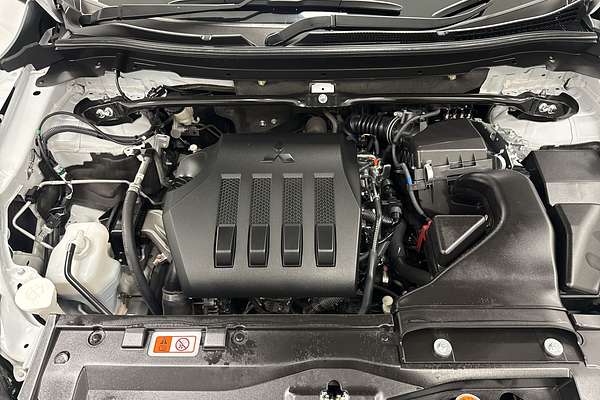 2024 Mitsubishi Eclipse Cross LS YB