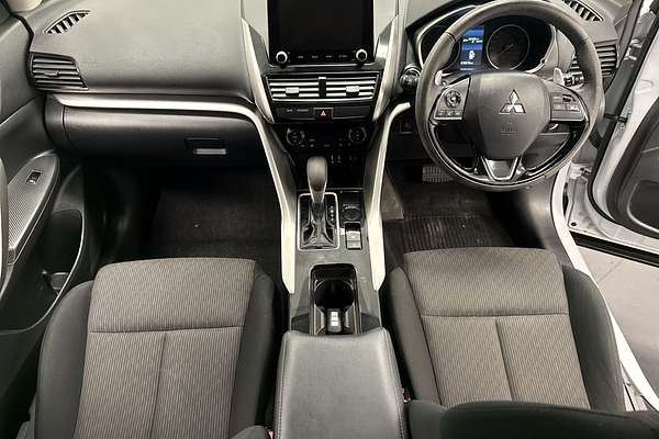 2024 Mitsubishi Eclipse Cross LS YB