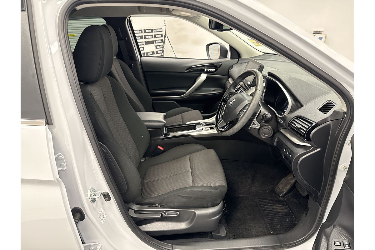 2024 Mitsubishi Eclipse Cross LS YB