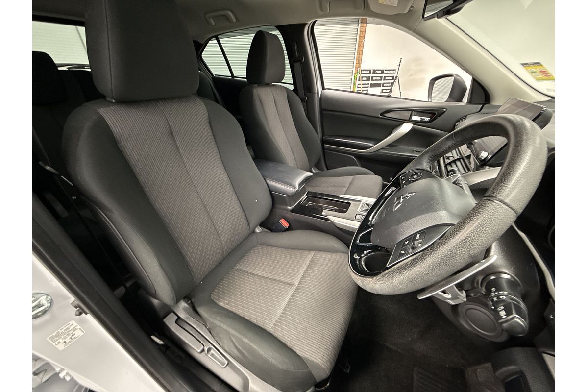 2024 Mitsubishi Eclipse Cross LS YB