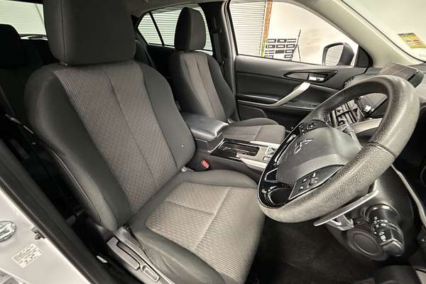 2024 Mitsubishi Eclipse Cross LS YB