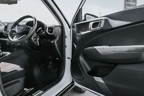 2025 Hyundai Venue  QX.V5