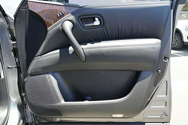 2024 Nissan Patrol Ti-L Y62