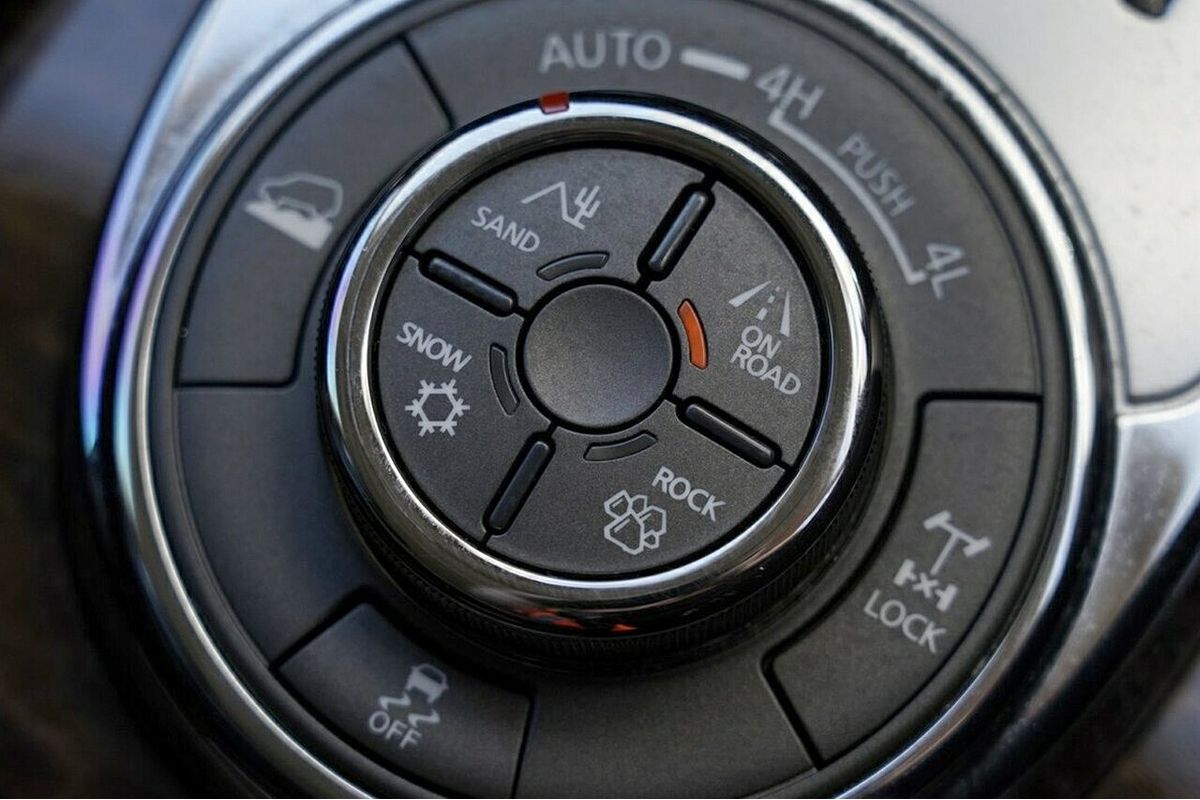 2024 Nissan Patrol Ti-L Y62