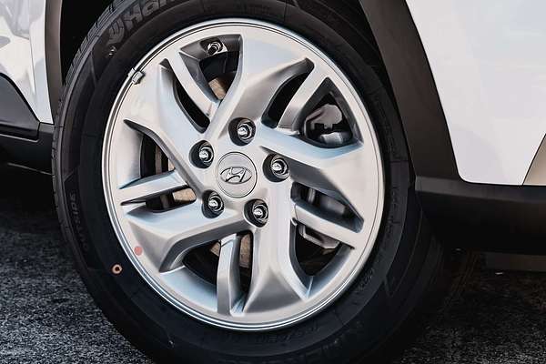 2025 Hyundai Venue  QX.V5