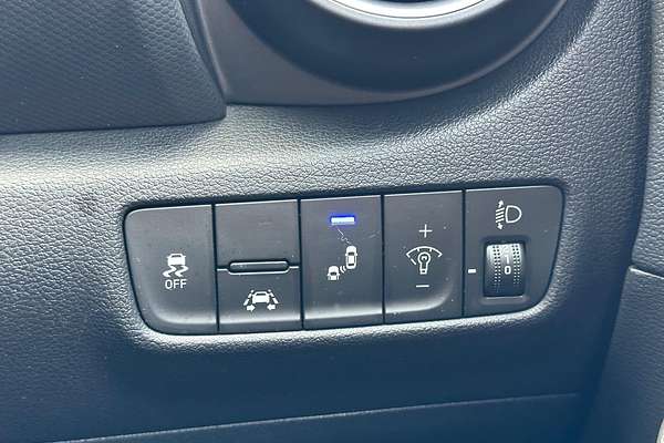 2020 Hyundai Kona Elite OS.3