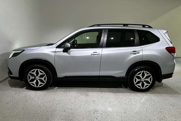 2023 Subaru Forester 2.5i S5