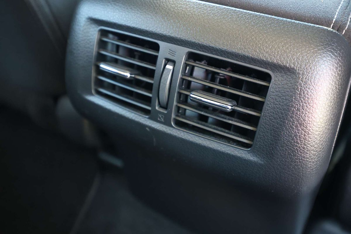 2018 Nissan Navara ST D23 Series 3 Rear Wheel Drive